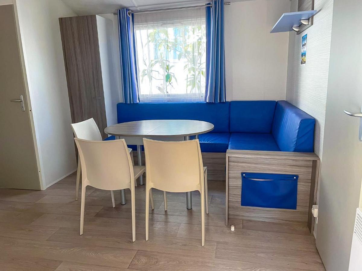 3 Bedroom Chalets Camping Lei Suves - Joycasa روكبرون-سور-أرجينس المظهر الخارجي الصورة
