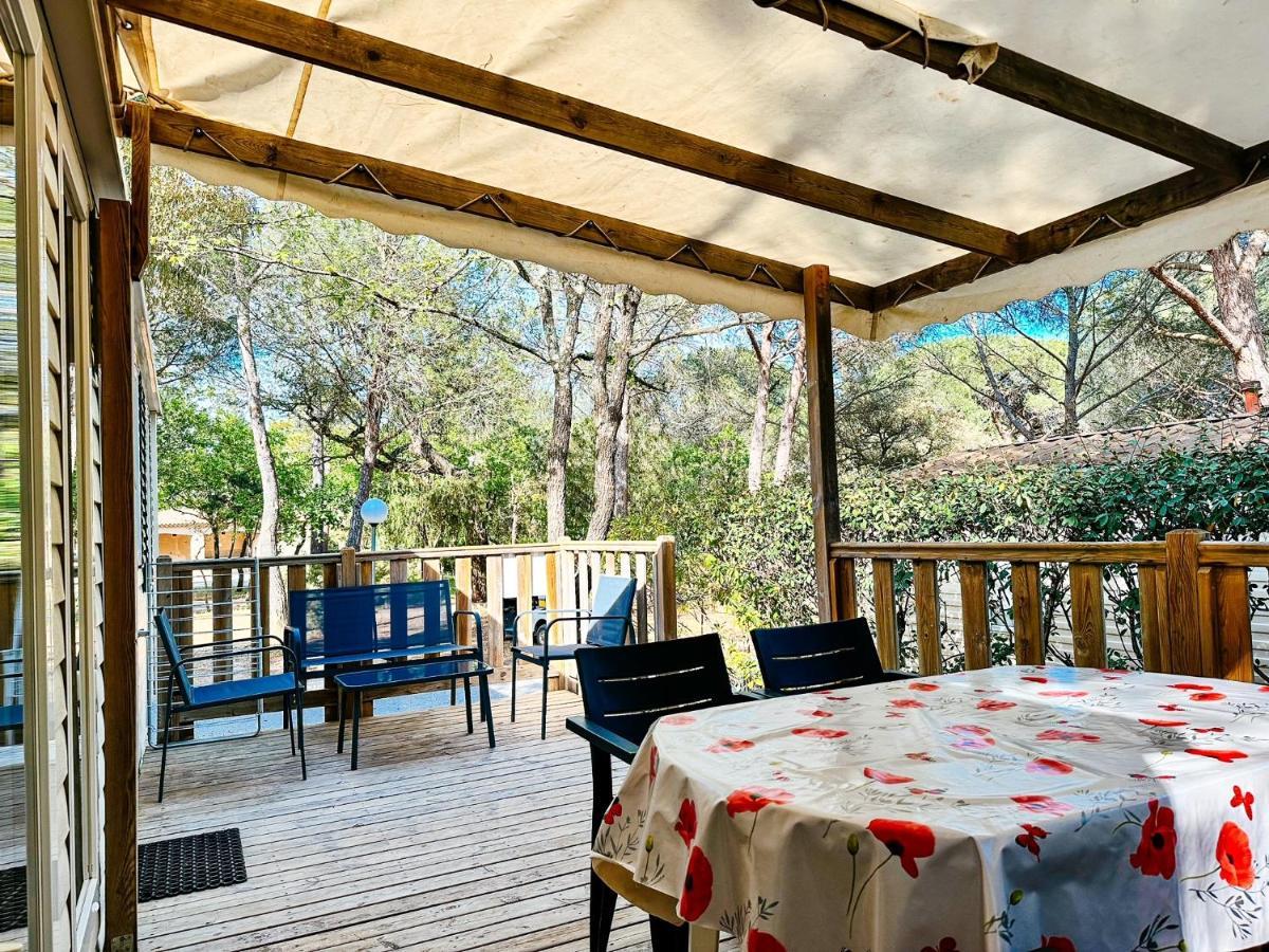 3 Bedroom Chalets Camping Lei Suves - Joycasa روكبرون-سور-أرجينس المظهر الخارجي الصورة