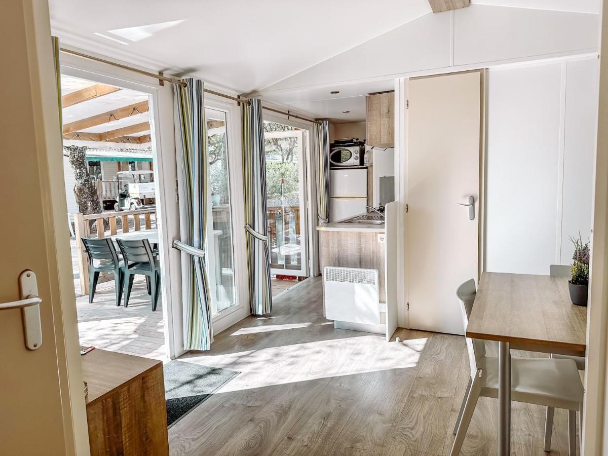 3 Bedroom Chalets Camping Lei Suves - Joycasa روكبرون-سور-أرجينس المظهر الخارجي الصورة