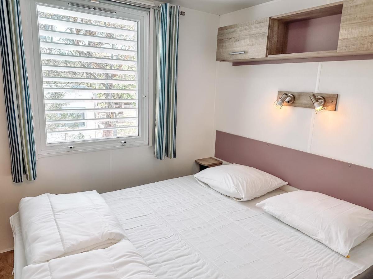3 Bedroom Chalets Camping Lei Suves - Joycasa روكبرون-سور-أرجينس المظهر الخارجي الصورة