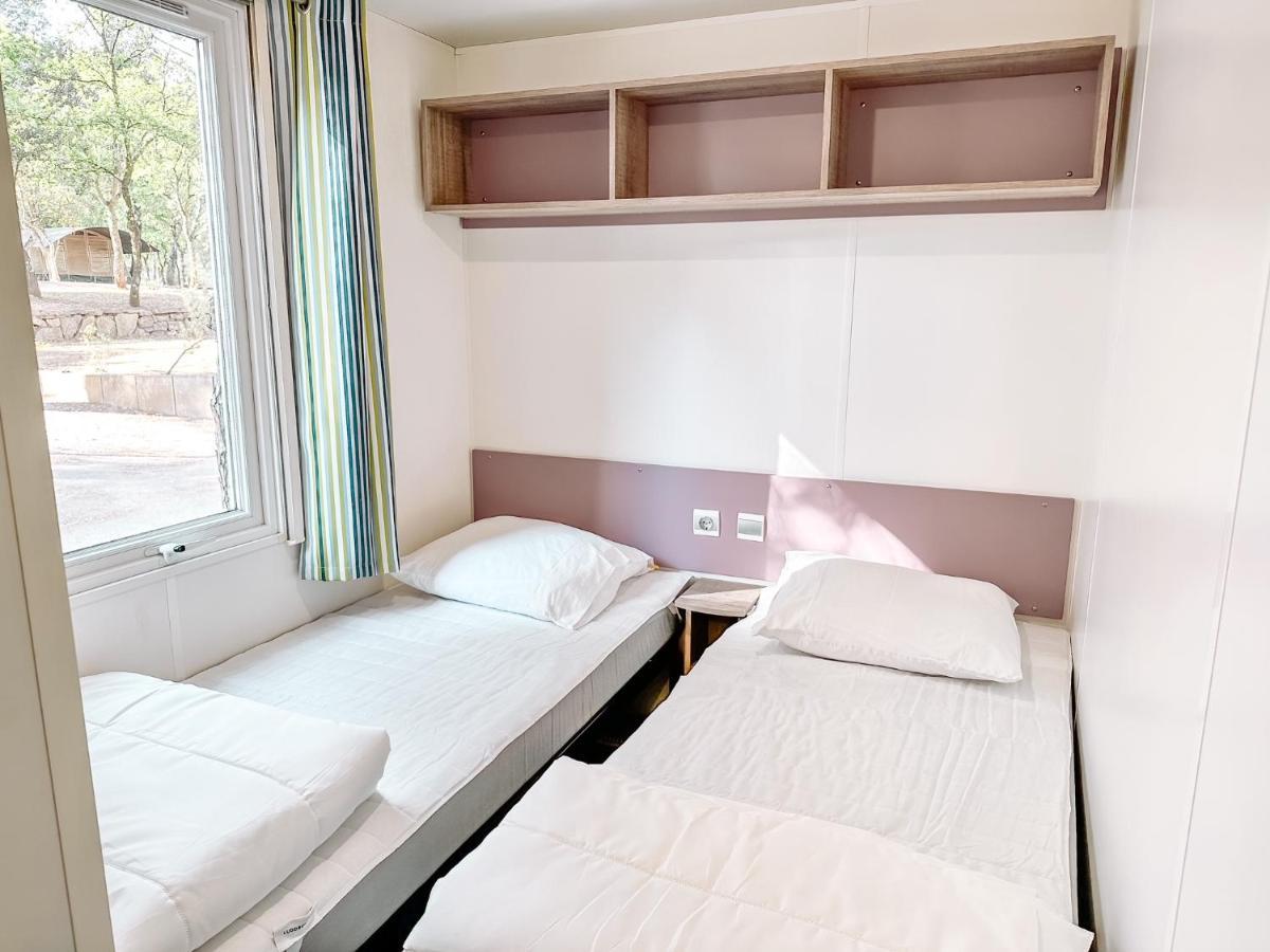 3 Bedroom Chalets Camping Lei Suves - Joycasa روكبرون-سور-أرجينس المظهر الخارجي الصورة