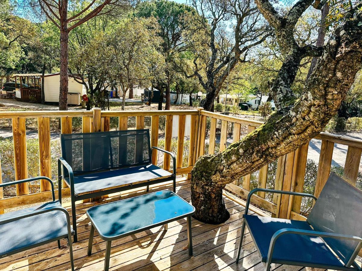 3 Bedroom Chalets Camping Lei Suves - Joycasa روكبرون-سور-أرجينس المظهر الخارجي الصورة