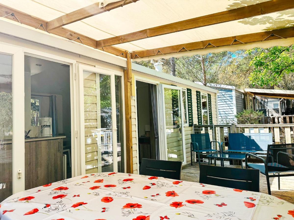 3 Bedroom Chalets Camping Lei Suves - Joycasa روكبرون-سور-أرجينس المظهر الخارجي الصورة