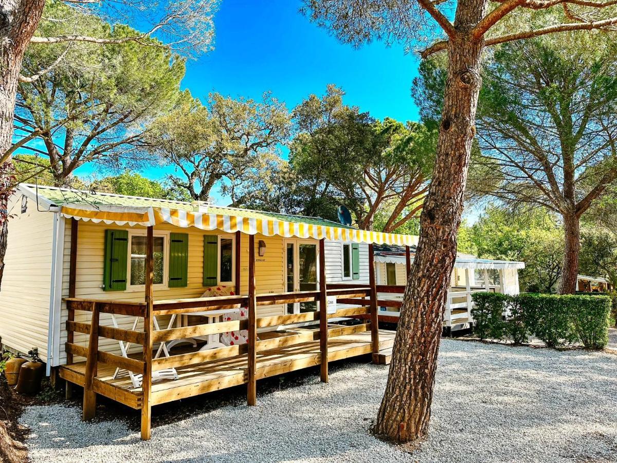 3 Bedroom Chalets Camping Lei Suves - Joycasa روكبرون-سور-أرجينس المظهر الخارجي الصورة